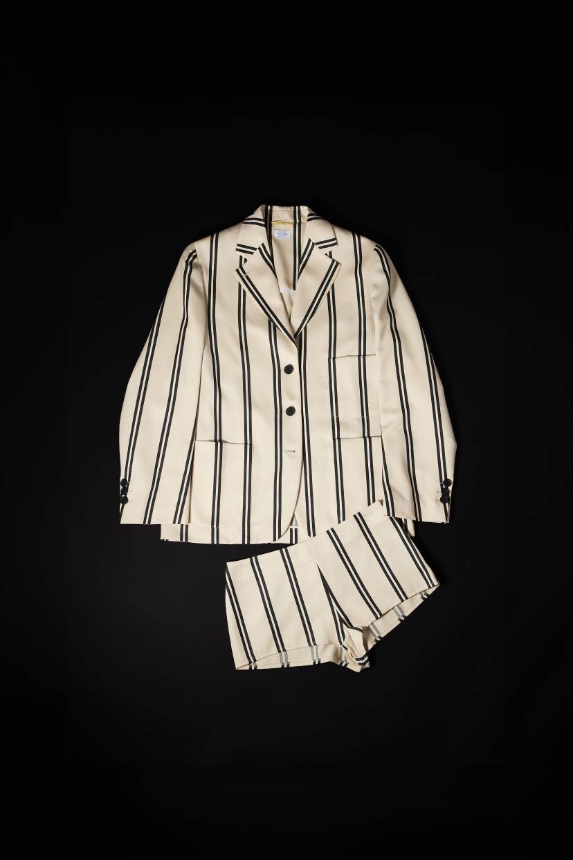 A Frame Around a Picture: Six Decades of Paul Smith Tailoring A Frame Around a Picture: Six Decades of Paul Smith Tailoring